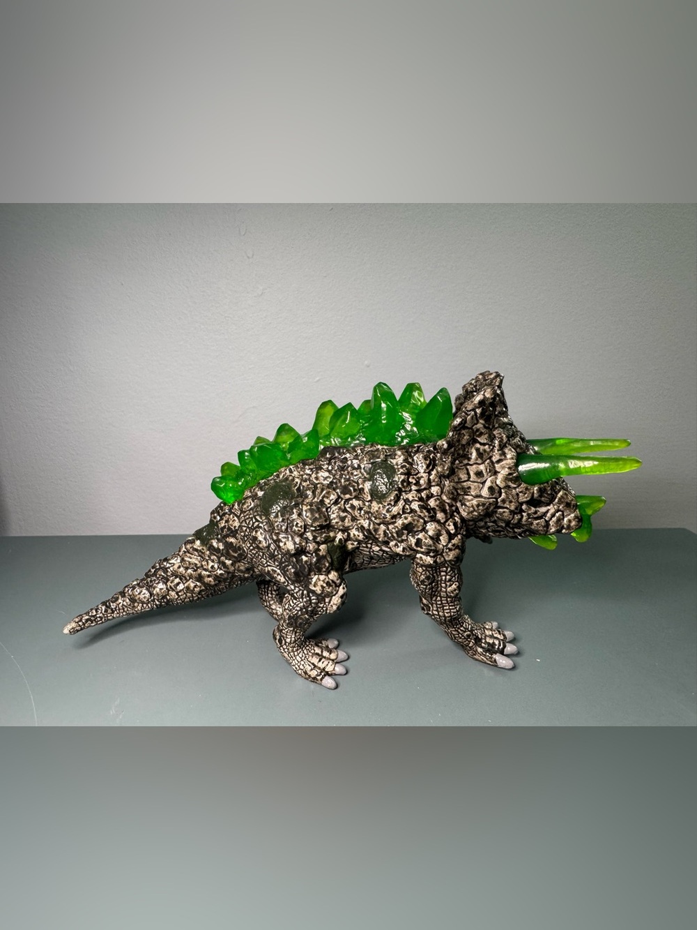 Schleich Eldrador Creatures Stone Triceratops Figure 70828